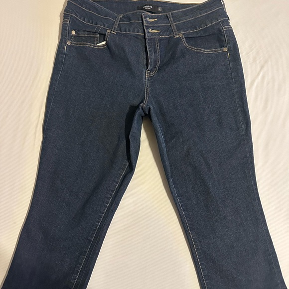 Cropped Jean - Picture 4 of 4